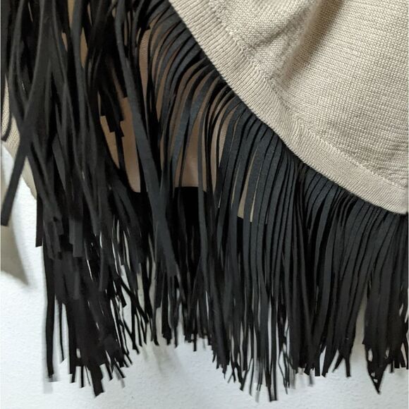 AQUA Wool Blend Fringe Oversized Sweater S - Picture 2 of 6